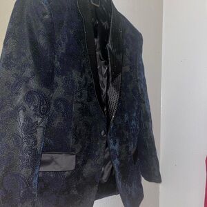 Elegant Black and Blue Men's Blazer